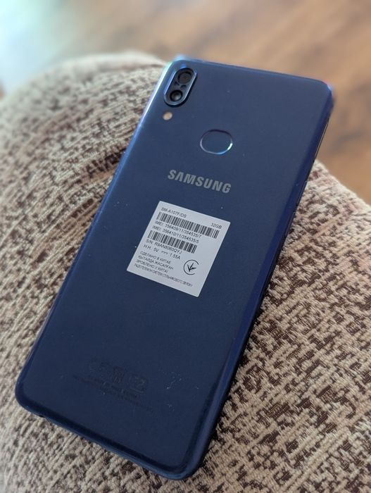 Samsung galaxy A10s повністю робочий, ідеальний стан по корпусу
