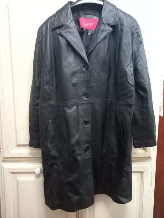 Casaco  em pele comprrido