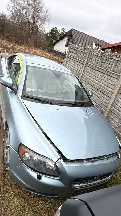 Sprzedam uszkodzone Volvo c70