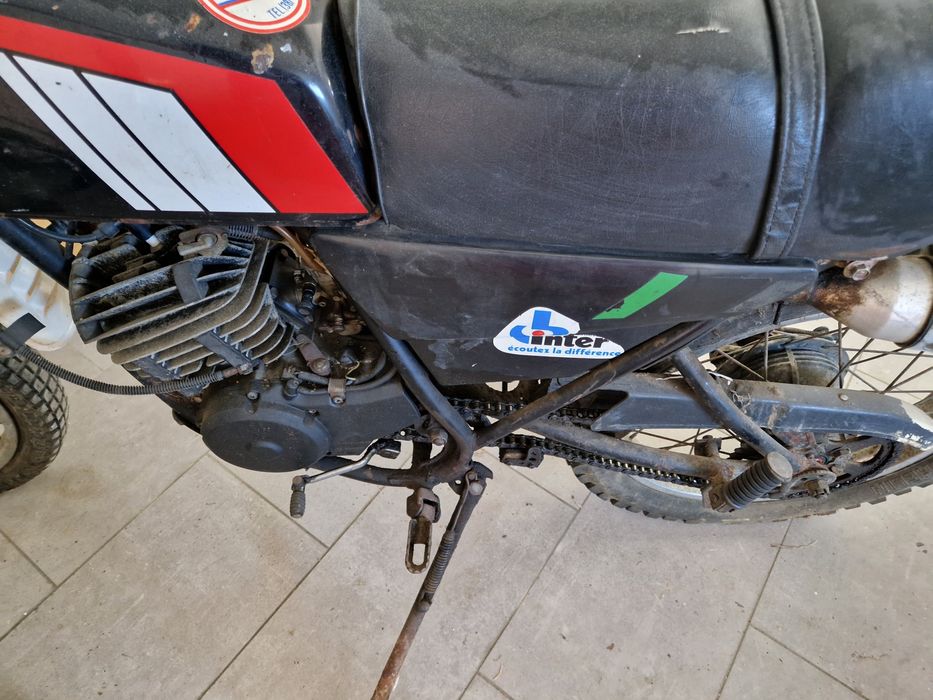Moto Yamaha DT 125