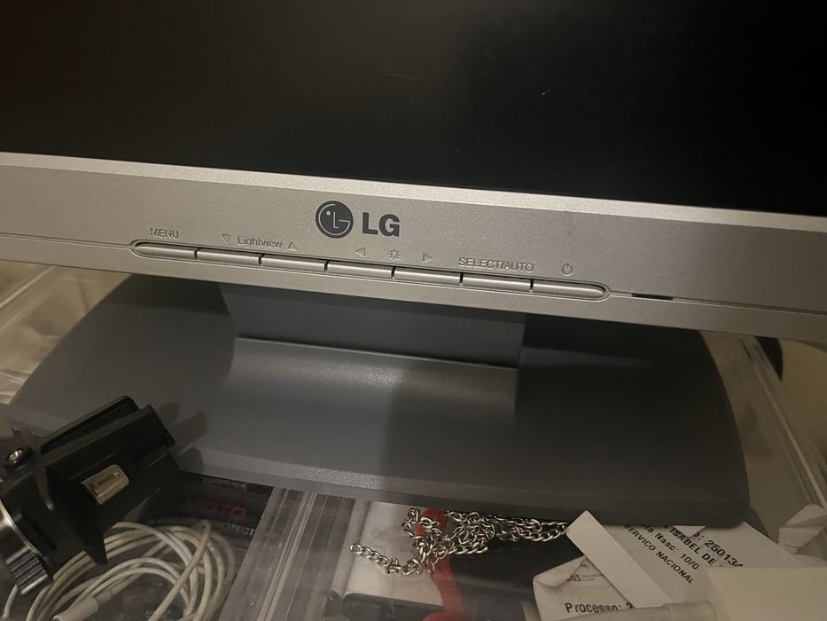 Monitor LG Flatron L1715S