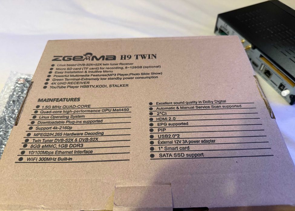 Dekoder satelitarny Zgemma H9 TWIN 4K UHD HEVC 8 GB WiFi
