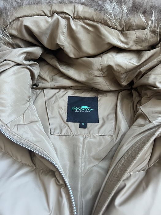 Жіноча зимова куртка з натуральним хутром