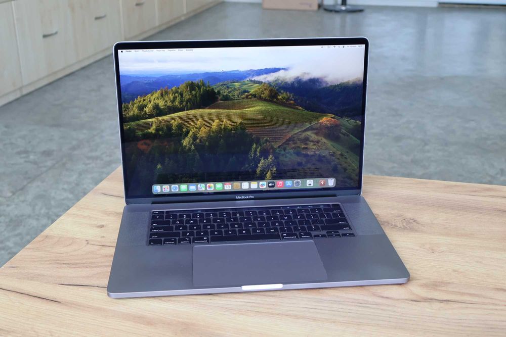 macbook pro 16