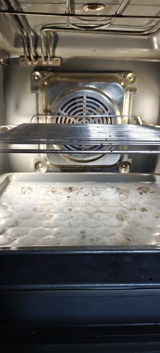 Piekarnik Amica  srebrny