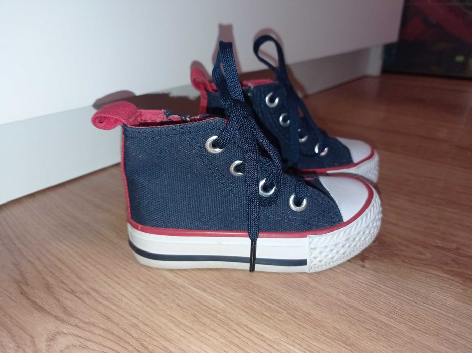Trampki buty dziecięce rozmiar 21 nowe bez metki