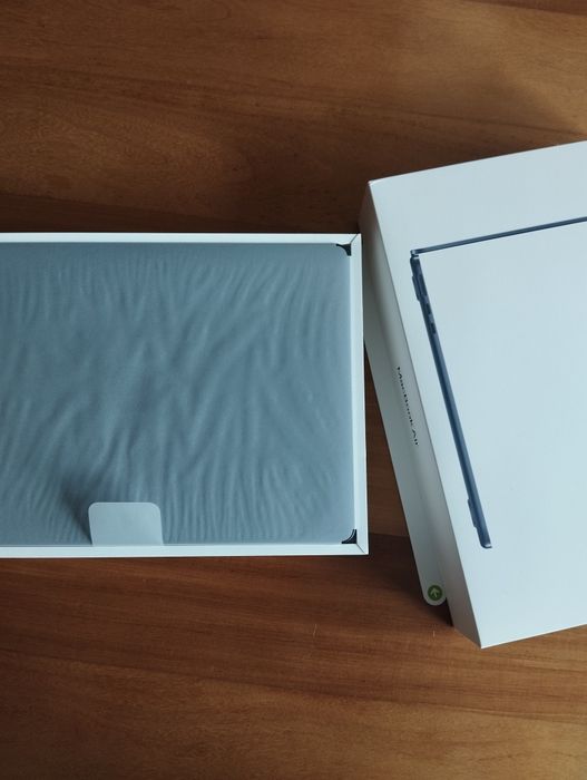 Portátil Apple MacBook Air 2025 13-inch M4 16GB RAM 256GB SSD Novo