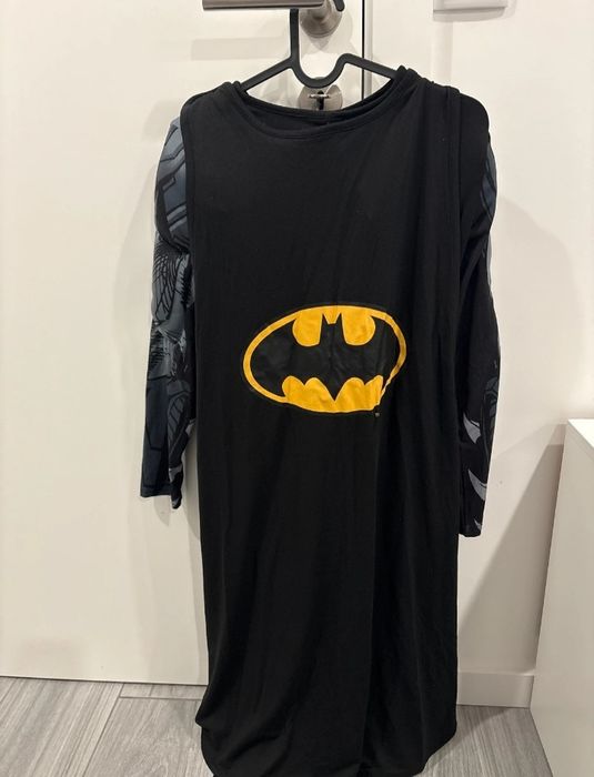 Fato carnaval batman 10-12 anos Lefties  (usado 1 vez)