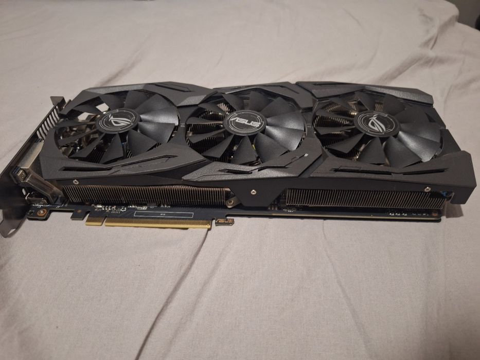 GTX 1060 6GB oc asus rog strix 3-fan