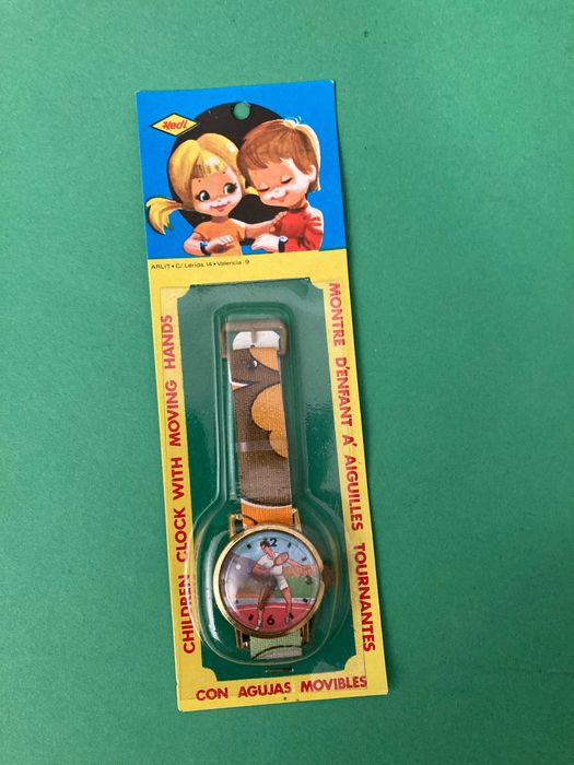 Relógio de brincar motivo Ténis da marca Espanhola Hedi Anos 70