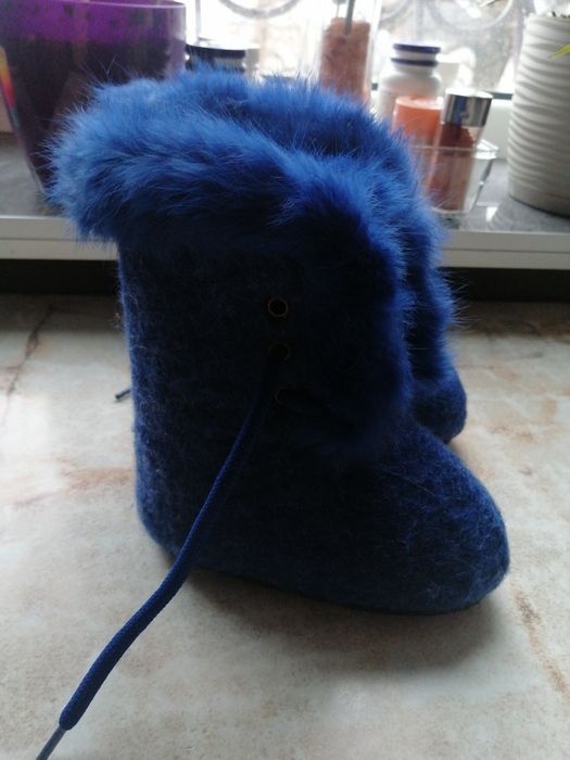 Детские новые Чуни,сапожки, тапочки