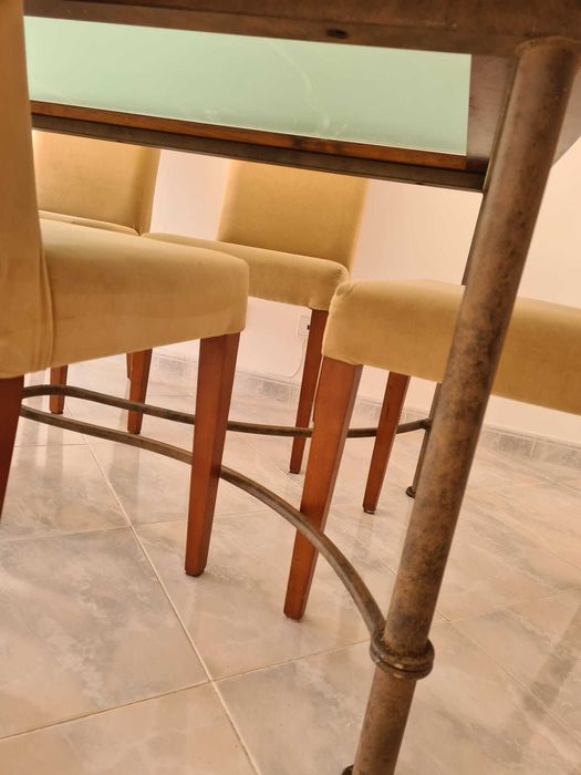 Mesa e 6 cadeiras pele pêssego