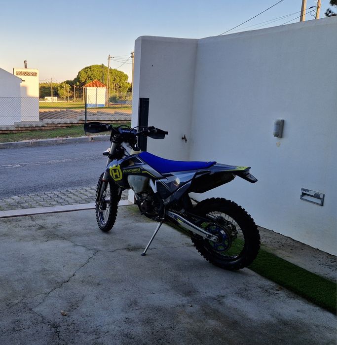 Husqvarna FE 350 Heritage 2023