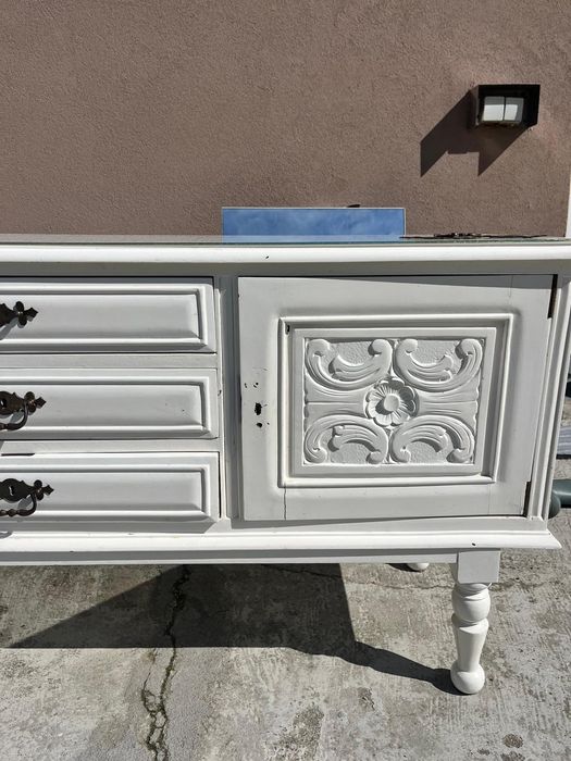 Móveis aparadores lacados branco