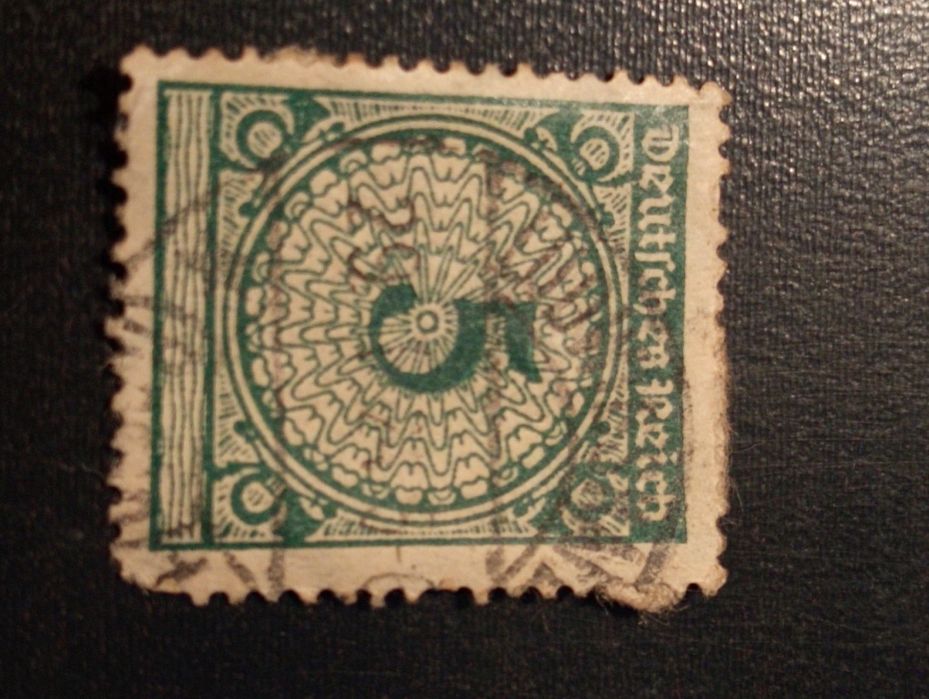 3 selos inflação 1923  - hiperinflação Alemanha 5 pfennig e 300 Mark