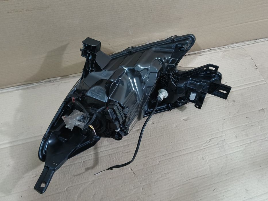 Фара Nissan Note Оригинал