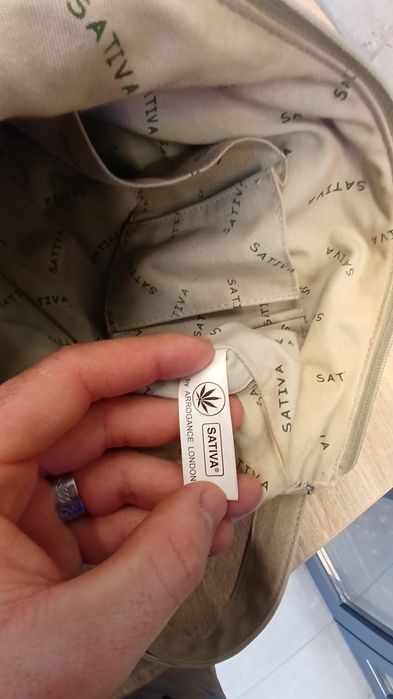 Еасклюзив Месенджер SATIVA