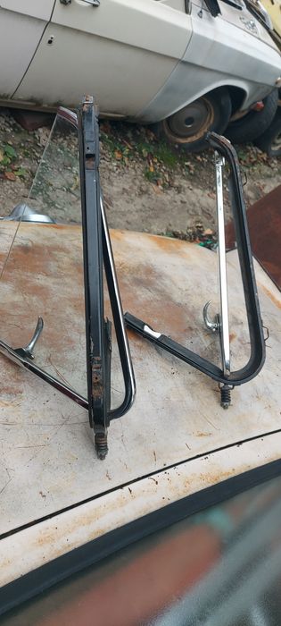 Газ 21 передние форточки