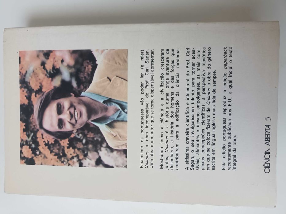 "Cosmos" por Carl Sagan 1ª Edição