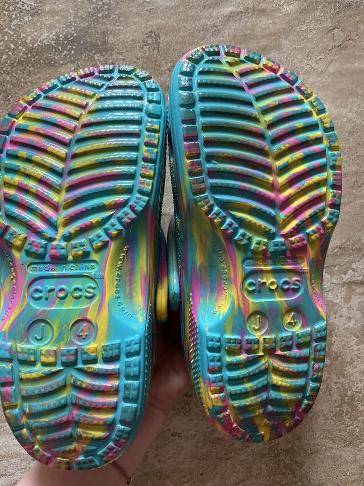 Crocs j4 36 Classic Marbled Clog K digital aqua multi 900 Olx