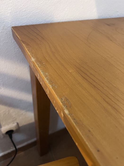 Mesa Madeira com 2 cadeiras