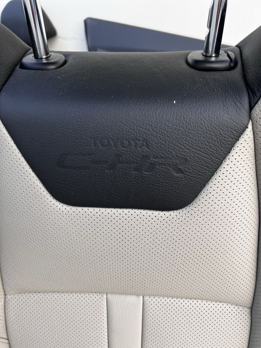 Fotel, komplet foteli Toyota CHR SELECTION LIFT