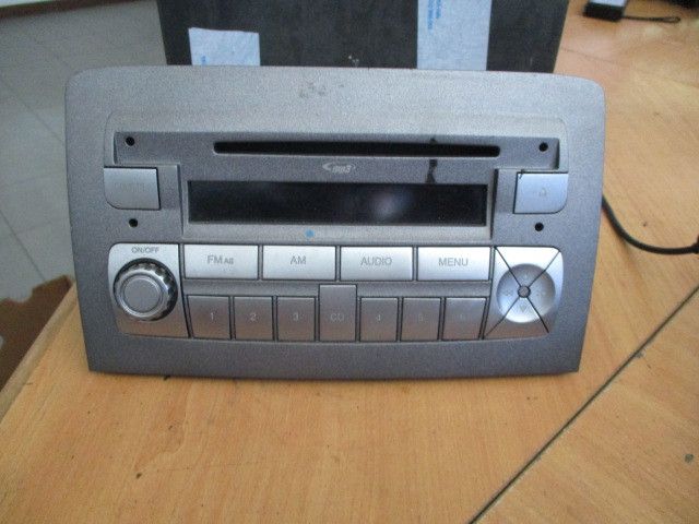 Rádio / auto-rádio LANCIA Musa (350_)