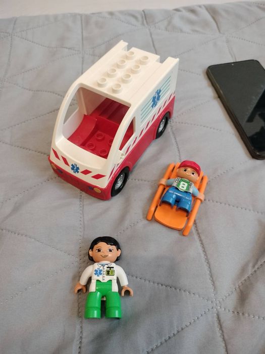 Klocki LEGO Duplo karetka