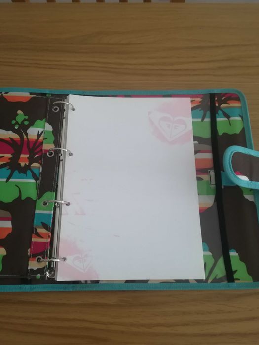 Dossier Roxy (tenho outros artigos da mesma colecção)