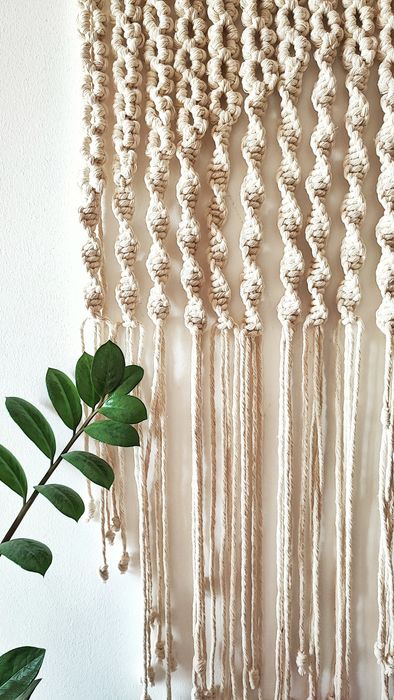 Painel decorativo de parede em macramé