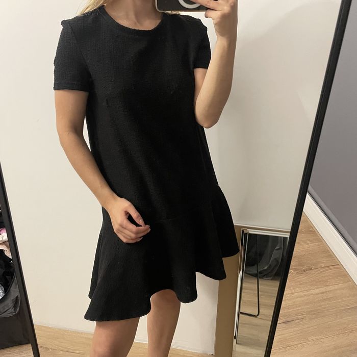 Sukienka zara materialowa na zime