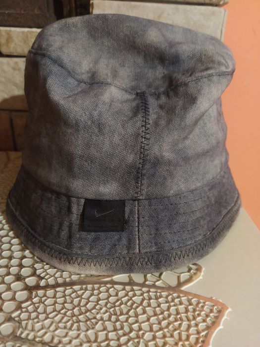 Панама от Nike .