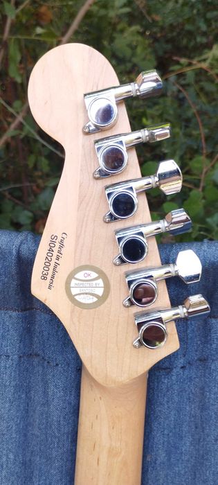 Fender Squier Stratocaster 2004 impecavel. Como novo.