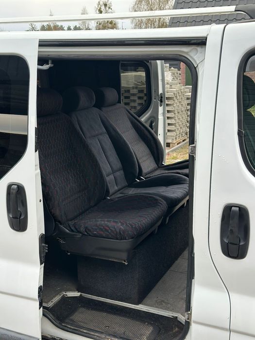 Продам Opel Vivaro 1.9 TDI.