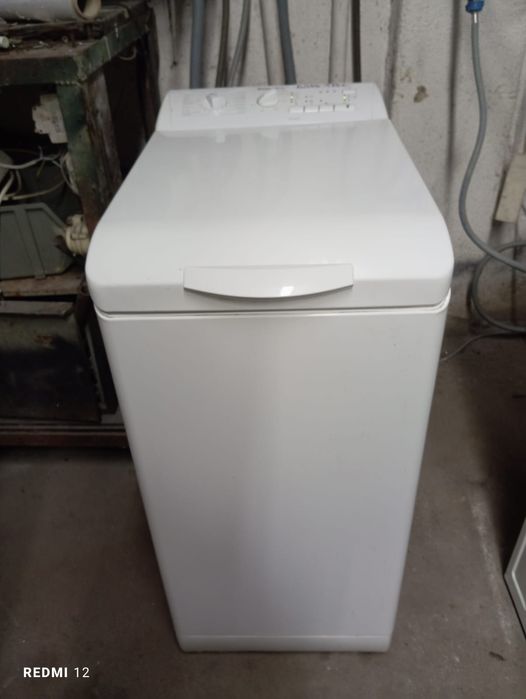 Máquina  lavar roupa