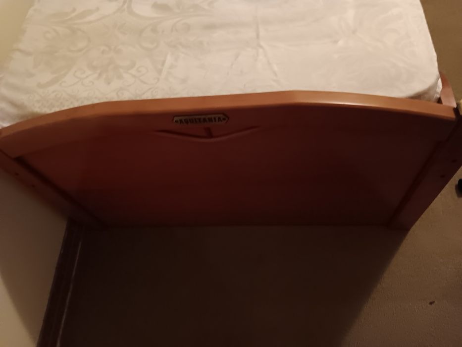 Mobilia quarto jovem marca Aquitânia