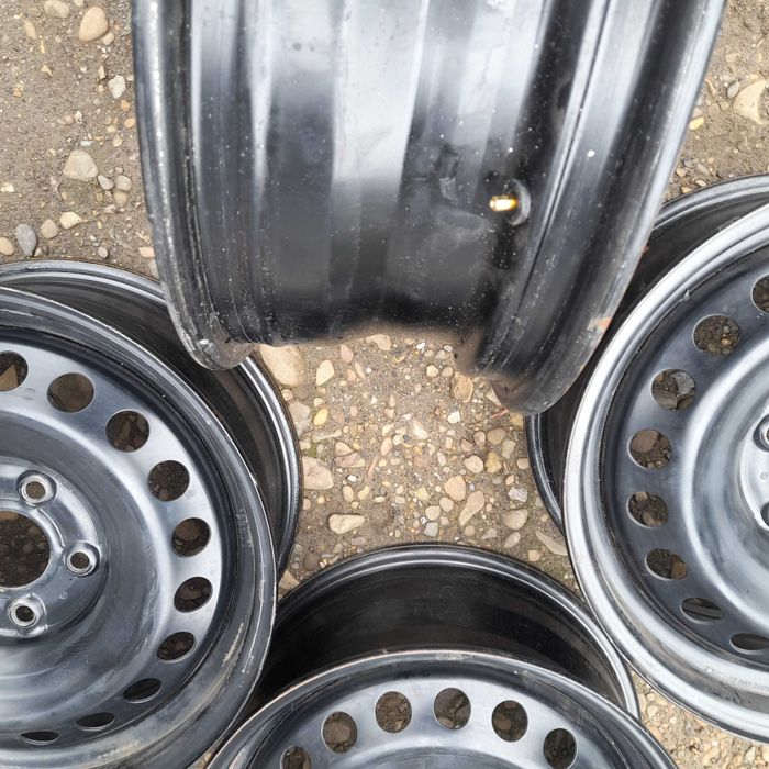 R16 5-114.3 Renault Megane Scenic Hyundai Tucson Duster Nissan Leaf
