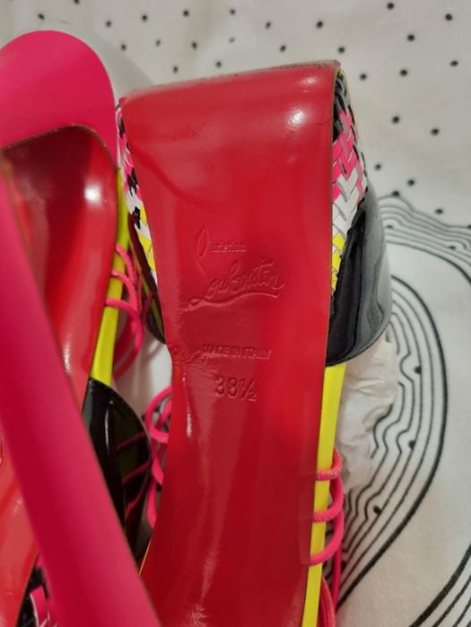 Sandálias EXTRAVAGANTES Christian Louboutin CONFUSALTA 150