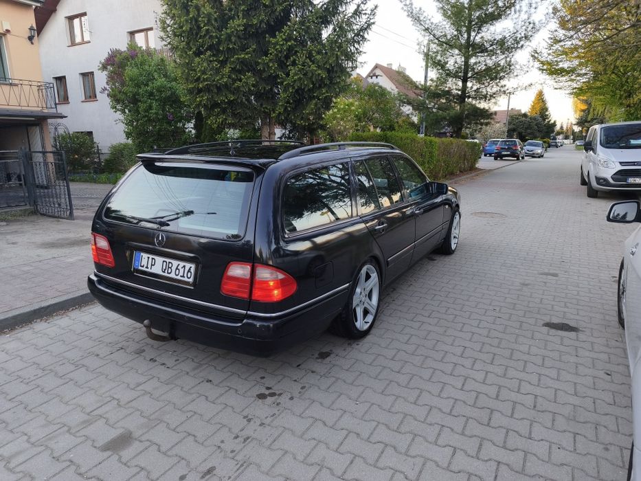 Mercedes w 210 4.2V8 1996r.