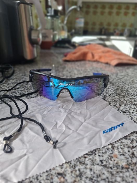 Oculos de sol novo marca GIANT