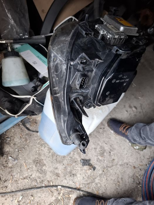 Lampa prawy przód Bmw e60 USA