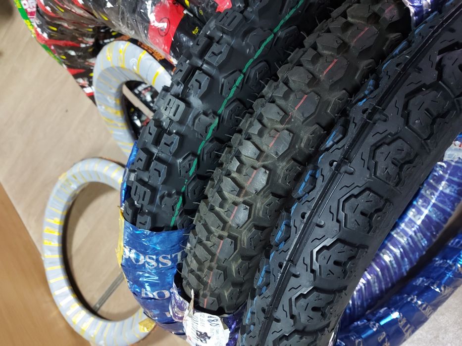 Мото покришка, шина, резина, скат 3.00-3.50-18, ИЖ, Ява, Минск