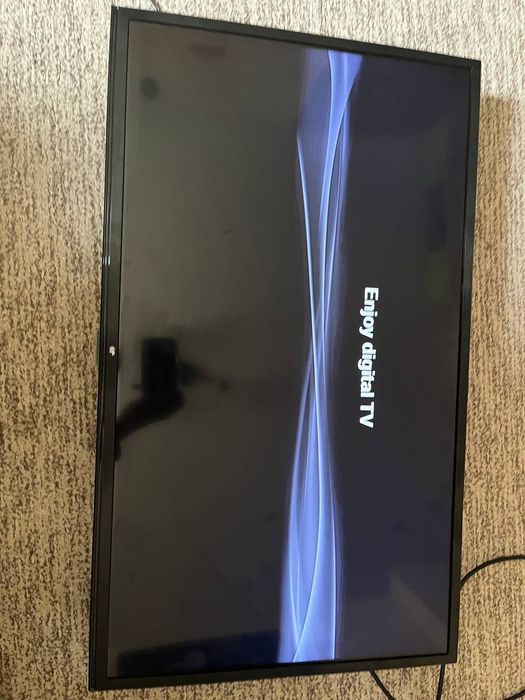 Smart TV телевізор Continental Edison 32" (32HB5203) + HDMI + Пульт