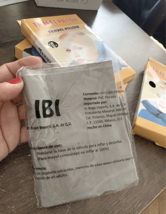 Nadmuchiwana poduszka podróżna