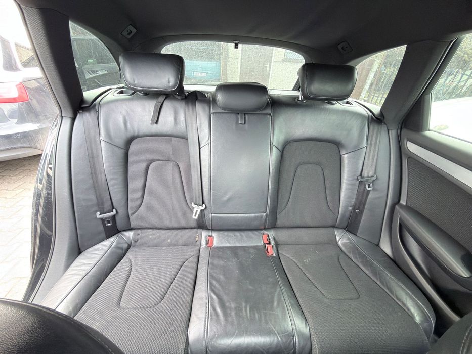 Audi A4B8 S-line 2.0 TDI