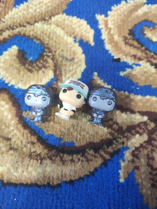 Продам фигурки Очень странные дела.