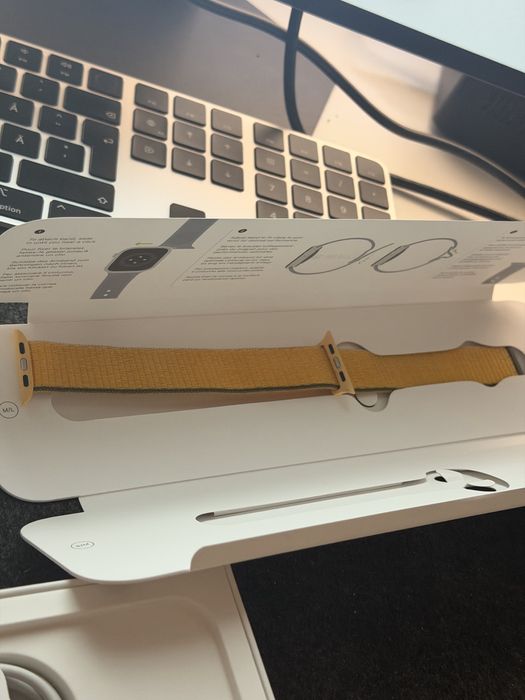 Apple Watch SE 2 gen 40mm czarny – komplet, kondycja 100%