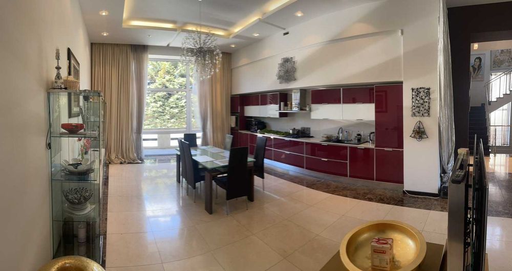 Хозяйский дом в Совиньоне