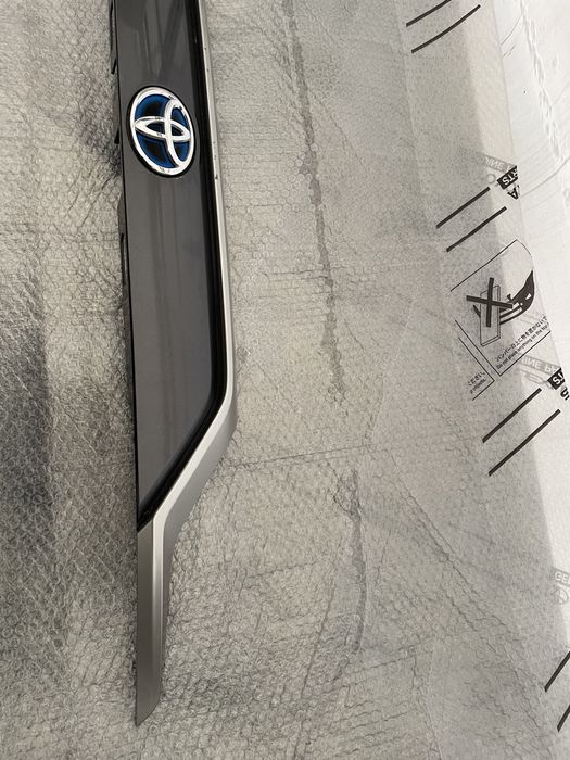 Blenda Klapy tył tylnej Toyota Rav 4 V 19-24 oryginał