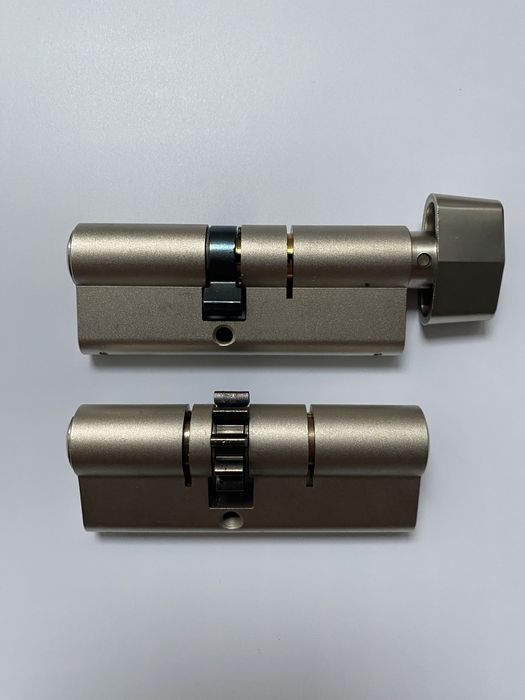 Wkladki drzwiowe Dormakaba 45G/35 + 45/35 jeden klucz